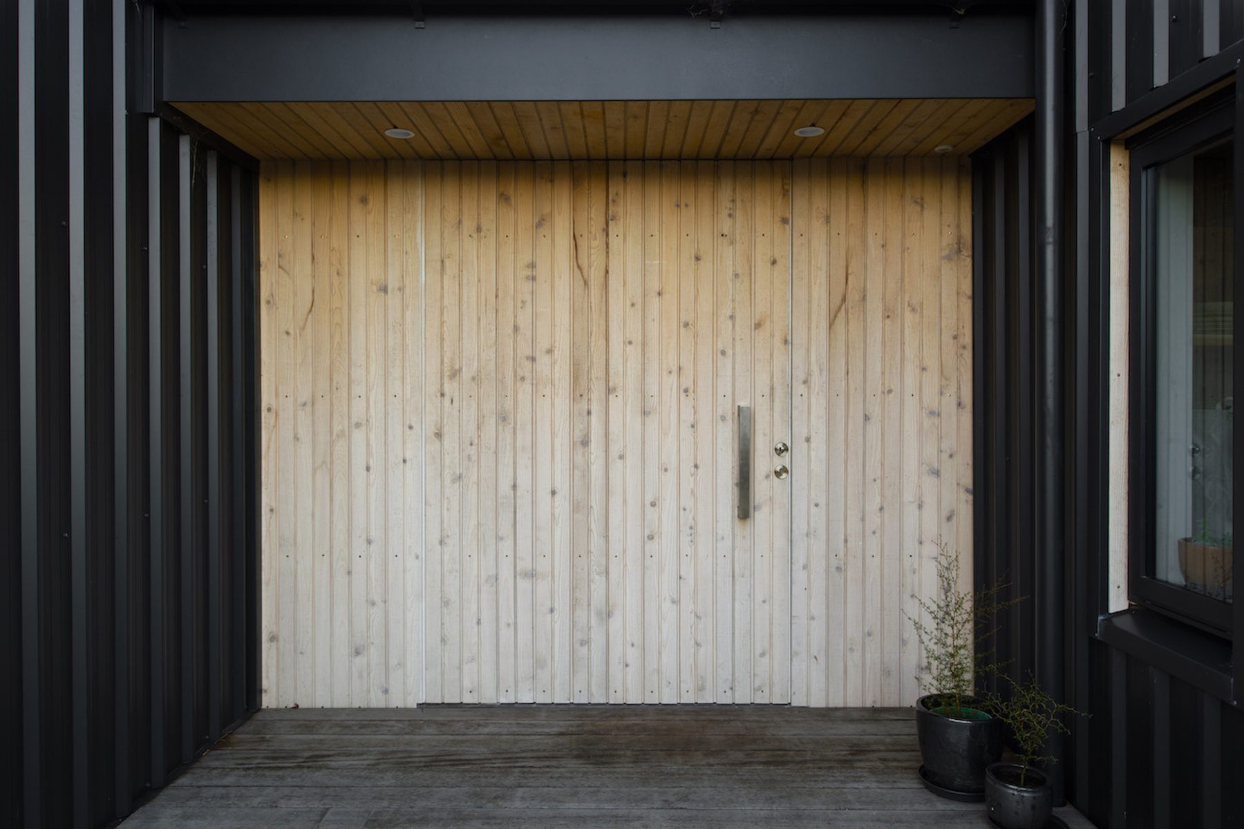 Smith House, timber front door detail